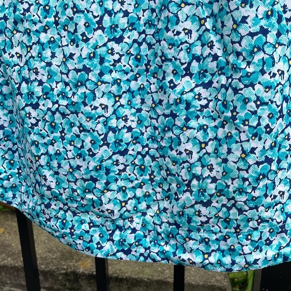 L.L.Bean Cotton Floral Top - Picture 9 of 9